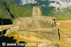 Intihuana, pierre sacrée - Machu Picchu (Pérou)